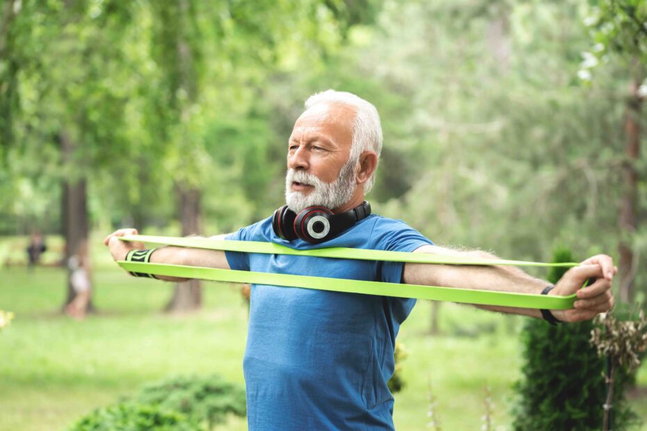 Healthy aging how to stay fit and strong. Physiotherapy in Kenilworth, Leamington Spa, Warwick and Rugby