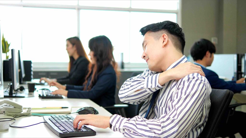 Neck and Shoulder desk pain treatment. Kenilworth, Leamington, Warwick.